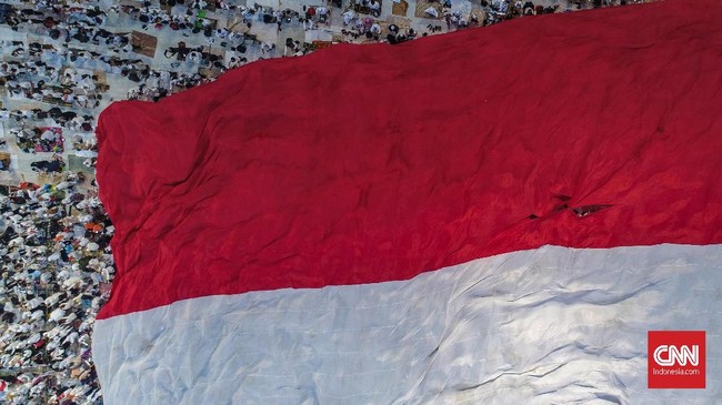 Koalisi partai Islam untuk membentuk poros tengah berpotensi terkendala benturan ideologi atau mazhab yang menjadi ego masing-masing partai.