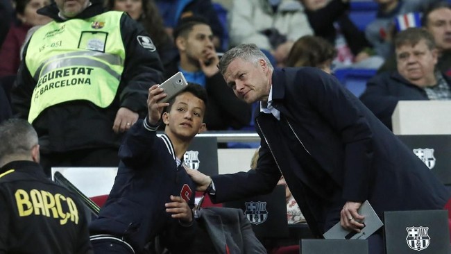 Manajer MU, Ole Gunnar Solskjaer, mengkritik gaya hidup para pemain The Red Devils yang ia nilai berbeda dengan kebiasaan para pemain-pemain terdahulu.