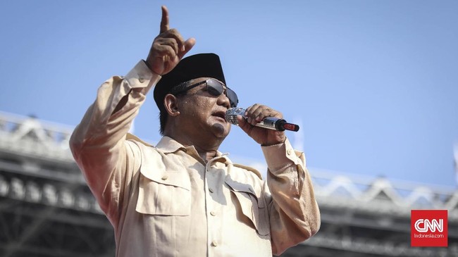 BPN Presiden Prabowo Subianto mengkritik kebijakan pre-funding atau pendanaan awal tahun yang dilakukan pemerintah karena bisa 'menjebak' rupiah.