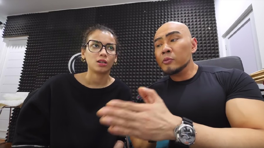 Deddy Corbuzier dikabarkan mengajak Sabrina, tunangannya ke Yogyakarta.
