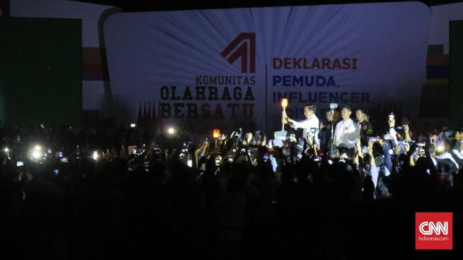 Jokowi Jawab Tudingan Prabowo soal Kondisi Ibu Pertiwi Jokowi membeberkan catatan positif Indonesia di Asian Games 2018 hingga Timnas sepak bola yang mampu menjuarai kompetisi AFF U-22.