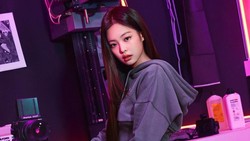 Jumlah Follower Instagram Capai 20 Juta Orang, Jennie Potong Poni