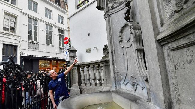 Sistem pengairan Patung Manneken-Pis akan direnovasi karena aksi pipisnya membuat 2,5 ton air terbuang percuma.