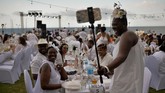 FOTO: Makan Malam Serba Putih Pertama di Kuba Havana menggelar makan malam serba putih yang terinspirasi dari piknik ala Prancis, Diner en Blanc.