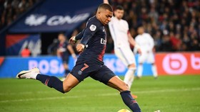 Mbappe Tolak Nomor 10 Messi Hingga Brivio Tinggalkan Suzuki
