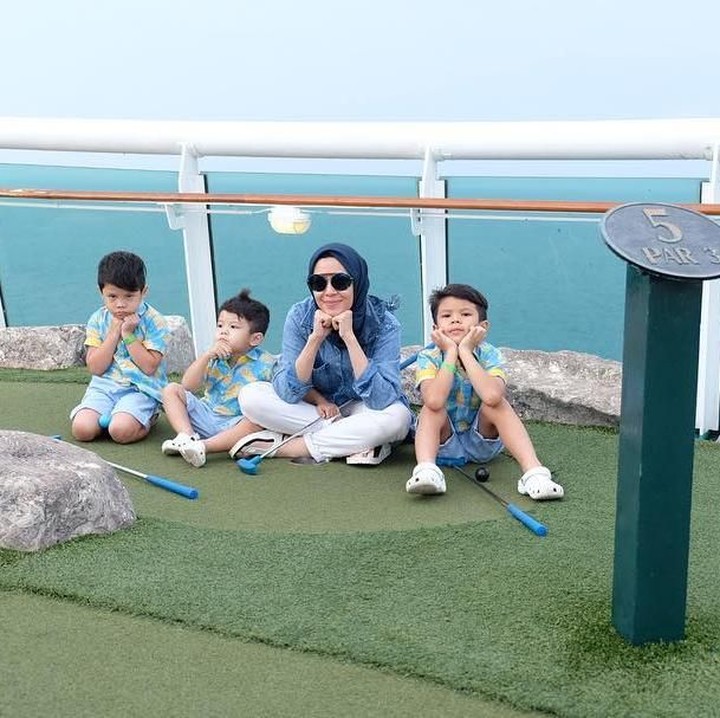 <p>Saat ini, Ratna Galih sedang hamil anak ke empat lho. (Foto: Instagram @ratnagalih)  </p>