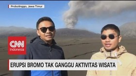 VIDEO: Meski Erupsi, Aktivitas Wisata Bromo tak Terganggu