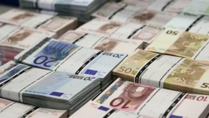 Seia-Sekata, Euro Ikuti Jebloknya Poundsterling