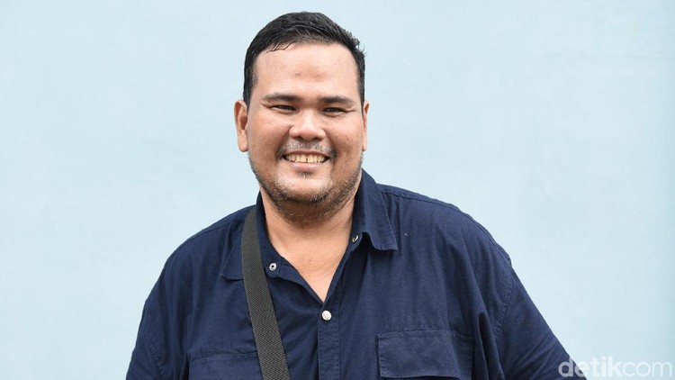 Fahmi Bo Fahmi Bo saat ditemui di kawasan studio Trans TV.