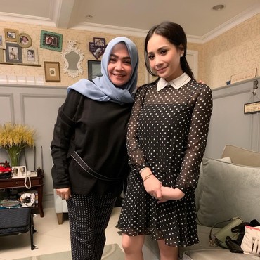 Gugat Cerai Suami, Rieta Amalia Ibunda Nagita Tak Minta Harta Gono Gini