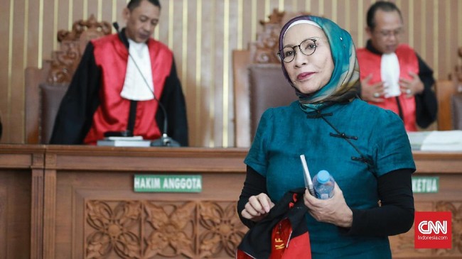 Ahli pidana Mudzakir menyebut hoaks yang dilakukan Ratna Sarumpaet tidak menimbulkan keonaran dan sudah seharusnya tak diperpanjang ke ranah hukum.