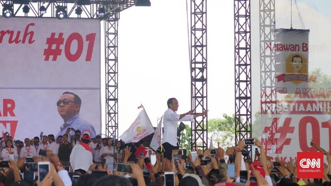 Capres Jokowi meyakini bisa meraup suara terbanyak di Jawa Barat saat berkampanye di Soreang, Kabupaten Bandung, Jawa Barat, Selasa (9/4).