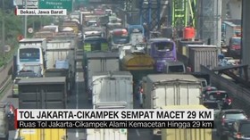 VIDEO: Ruas Jakarta-Cikampek Sempat Macet 29 KM