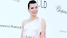 Karakter antagonis Nimue&comma; The Blood Queen dalam film Hellboy diperankan aktris Milla Jovovich&period; Berikut ini deretan potret cantik dari Milla Jovovich&period;