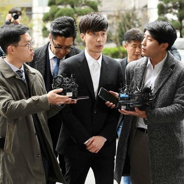 Roy Kim Akui Sebar Video Mesum