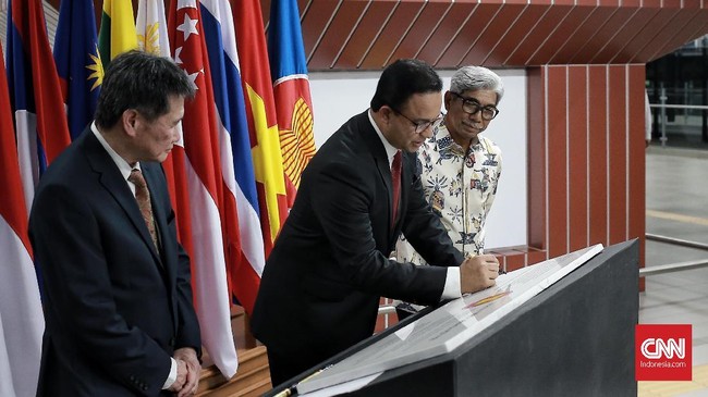 Lewat peresmian nama Stasiun MRT ASEAN, Gubernur DKI Anies Baswedan ingin warga sadar bahwa Jakarta adalah ibu kota ASEAN.