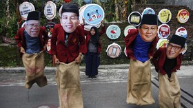 img-title FOTO : Adu Kuat Kampanye Jokowi - Prabowo di Solo