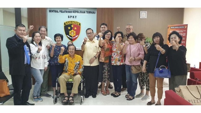 Nasabah melaporkan kasus gagal bayar Bakrie Life ke Bareskrim. Padahal, izin usaha Bakrie Life telah dicabut OJK pada September 2016 lalu.