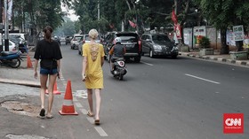 Mobil Akan Dibatasi Lewat Kemang, Anies Minta Tidak Spekulasi