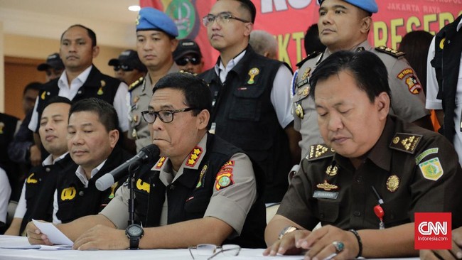 Sembilan orang yang diamankan Satgas Anti Mafia Bola terkait dugaan pengaturan skor pada laga Kalteng Putra vs Persela Lamongan telah dibebaskan.