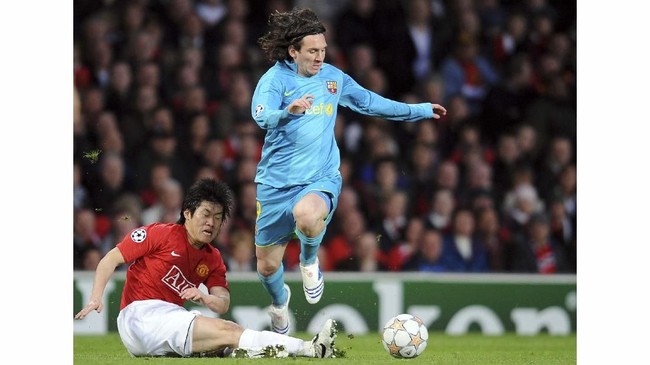 Mantan pemain Manchester United Park Ji Sung murka kepada fan Red Devils yang melantunkan chant rasial kepada pemain Korea Selatan.
