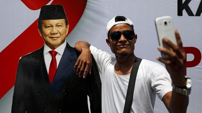 FOTO : Adu Kuat Kampanye Jokowi - Prabowo di Solo