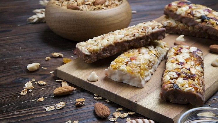 muesli bar / protein bar muesli bar / protein bar
