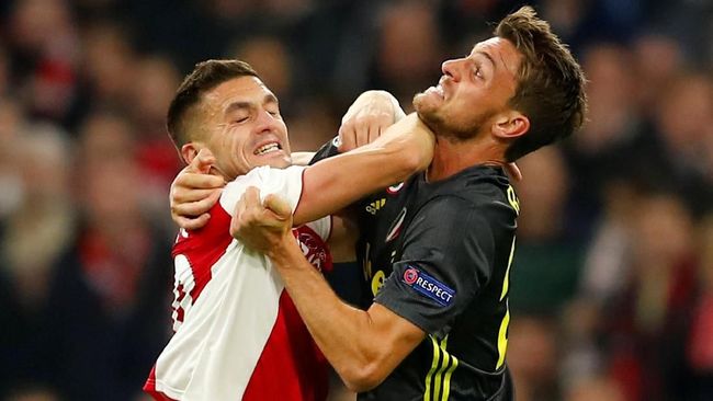 7 Catatan Penting Juventus vs Ajax di Liga Champions Pertandingan Juventus vs Ajax pada babak perempat final Liga Champions di Stadion Allianz, Rabu (17/4) dini hari, diiringi catatan penting tim dan pemain.
