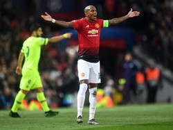 Ashley Young dan Kutukan Pemain Inggris di Serie A