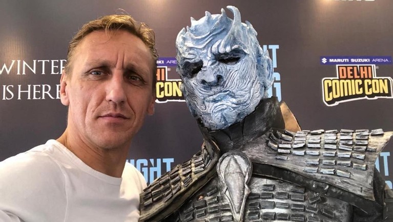 7 Foto Pemeran The Night King Dalam Serial 'Game Of Thrones' The Night King dalam serial Game Of thrones digambarkan sebagai sosok menyeramkan. Berikut ini sejumlah potret pemerannya yang bernama Vladimir Furdik.