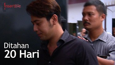 Ekspresi Wajah Kriss Hatta Saat Dibawa ke Penjara
