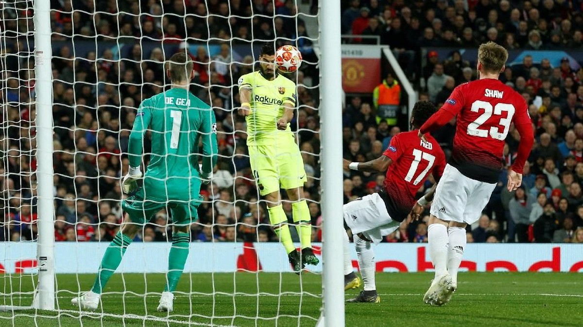 FOTO: Messi Berdarah, Barcelona Susah Payah Tekuk Man United