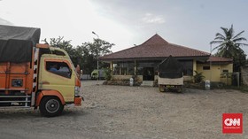 Cerita Praktik Duit 'Damai' Sopir Truk Jalur Trans Jawa