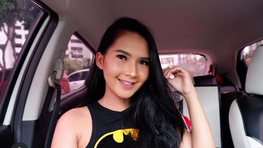 Intip 5 Aksi Kocak Soraya Rasyid yang Viral sebelum Heboh Video Mesum Sebelum jadi sorotan karena video mesum, Soraya Rasyid sempat viral karena tingkah kocaknya saat memandu acara 'Uang Kaget'.
