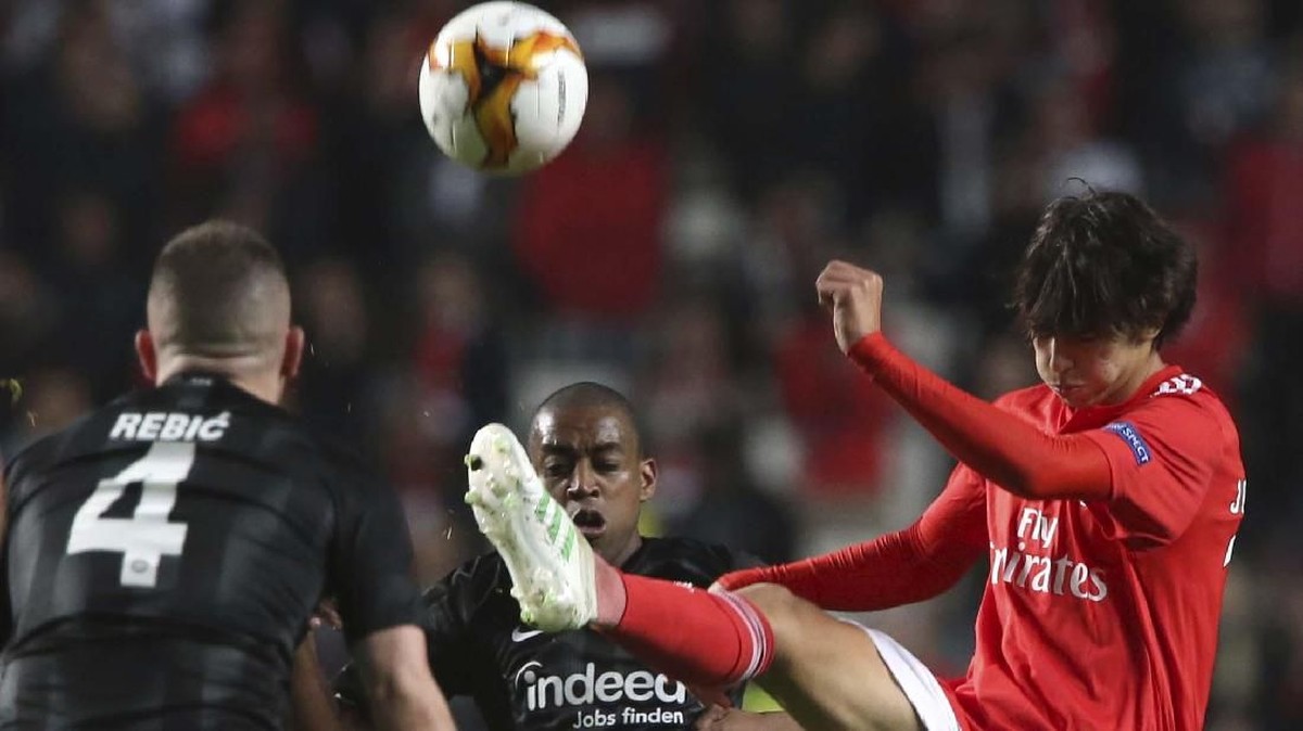 FOTO: Hattrick Joao Felix, Pencetak Rekor Incaran Man United