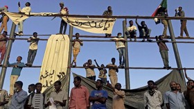 Milisi Sudan Dilaporkan Perkosa Demonstran Perempuan