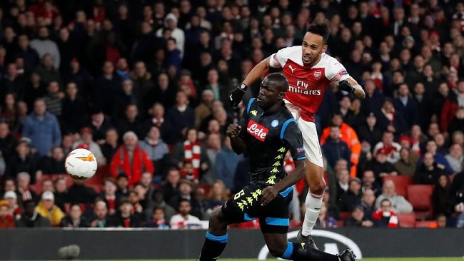 Napoli akan menjamu Arsenal pada laga leg kedua perempat final Liga Europa di Stadion San Paolo, Jumat (19/4) dini hari WIB.