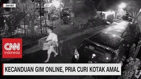 VIDEO: Duh! Kecanduan Gim Online, Pria Curi Kotak Amal