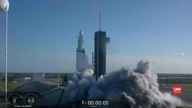 VIDEO: Falcon Heavy, Roket Paling Kuat di Dunia