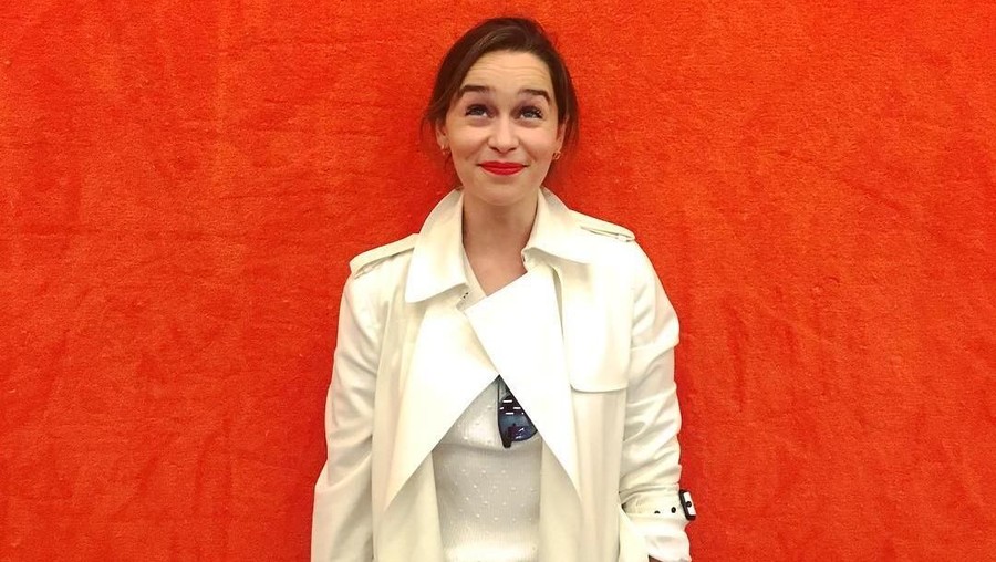 Cerita soal Emilia Clarke yang merasa tertekan dan lelah jika membahas soal adegan telanjangnya di Game Of Thrones.