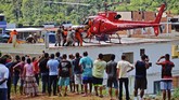FOTO: Bangunan Runtuh di Rio de Janeiro Telan Korban Bangunan runtuh di Rio de Janeiro, Brasil menelan dua korban meninggal. Insiden itu mengungkap sepak terjang milisi yang menguasai lahan.