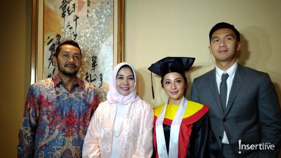 Nikita Willy diwisuda, setelah ini, ia ingin menggapai cita-citanya untuk menjadi seorang lawyer.
