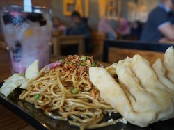 Tak Bisa Dapat Sertifikasi Halal, Ini Tanggapan Mie Gacoan