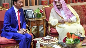 Jokowi: Raja Salman Setuju Kuota Haji Ditambah 10 Ribu Orang