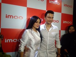 Benefit Kerja Bareng Ala Christian Sugiono Dan TIti Kamal