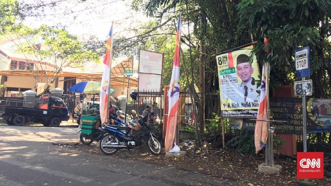 Formappi menyoroti pemasangan poster, spanduk hingga baliho bakal calon legislatif, partai politik, hingga calon presiden yang masif di Jakarta.