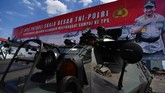 FOTO: Apel Pengamanan Pemilu Serentak 2019 Anggota TNI dan Polri mengikuti apel pengamanan jelang pemilu serentak yang akan digelar pada 17 April mendatang.