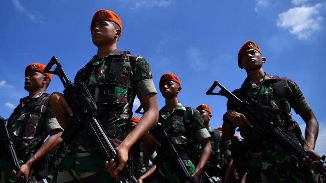 Ribuan prajurit TNI akan dikerahkan untuk membantu Polda Papua mengamankan Papua menjelang natal dan tahun baru.