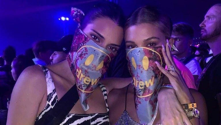 6 Fakta Pernikahan Mewah Justin Bieber dan Hailey Baldwin Justin Bieber dan Hailey Baldwin resmi menggelar pesta pernikahan hari ini, Senin (30/9). Beritkut enam fakta pernikahan mewah mereka.