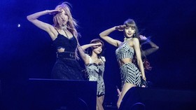 Lalisa BLACKPINK Hipnotis Warganet usai Main Kertas Gunting Batu